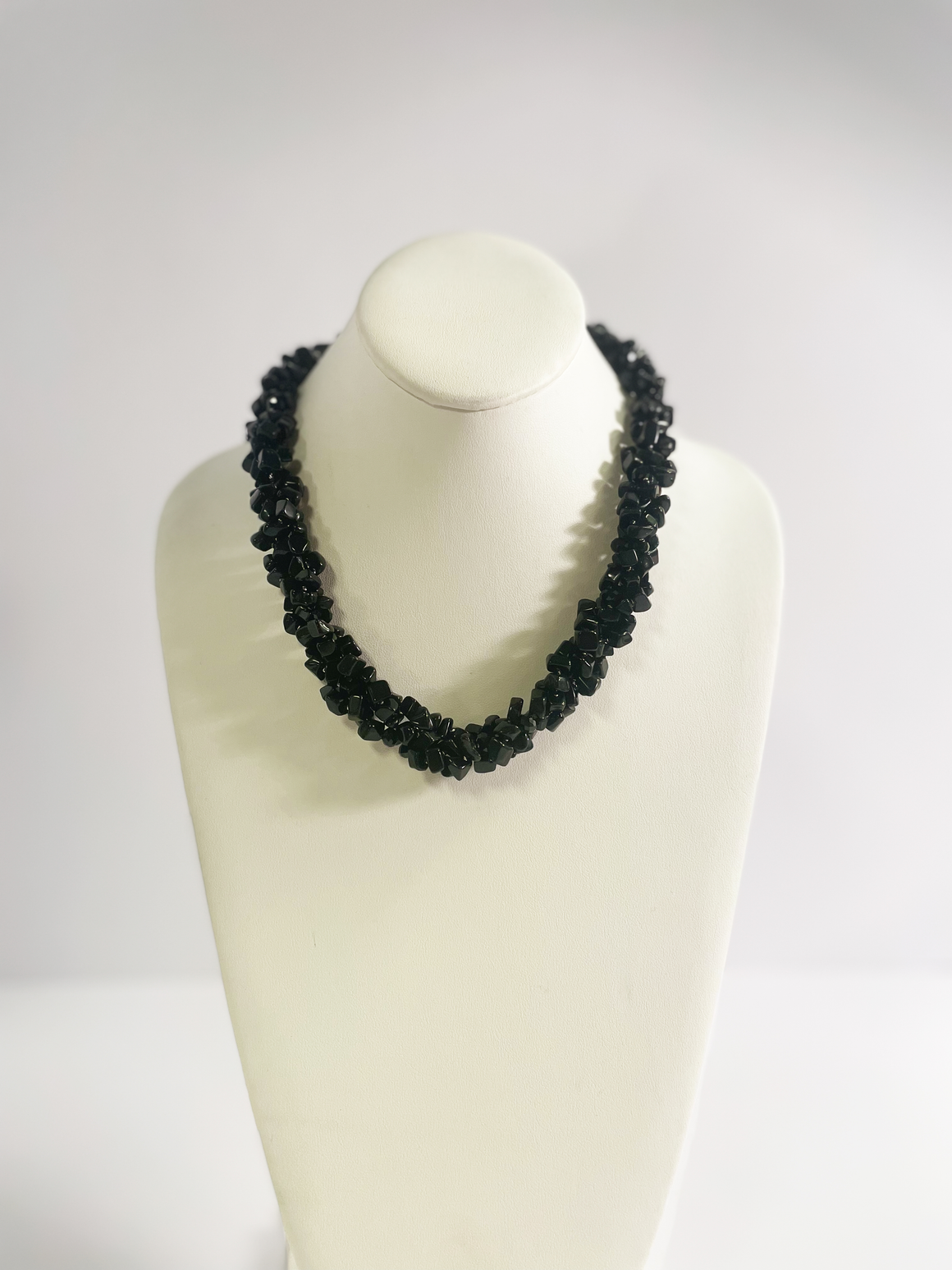ONYX SUGAR STONE NECKLACE - BRAIDED