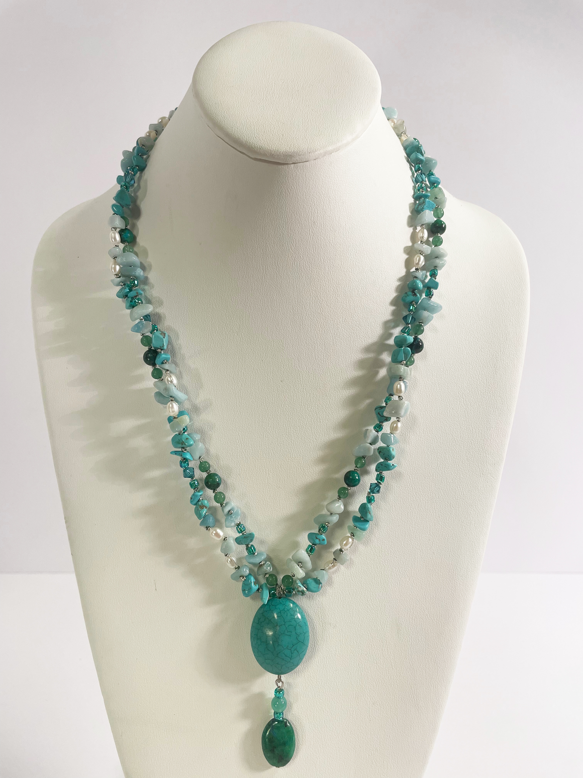 TURQUOISE FANTASY NECKLACE