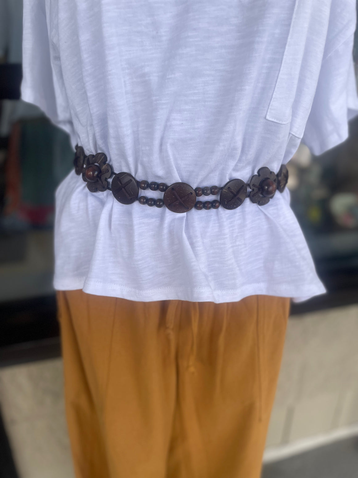 COCONUT BEAD BELT