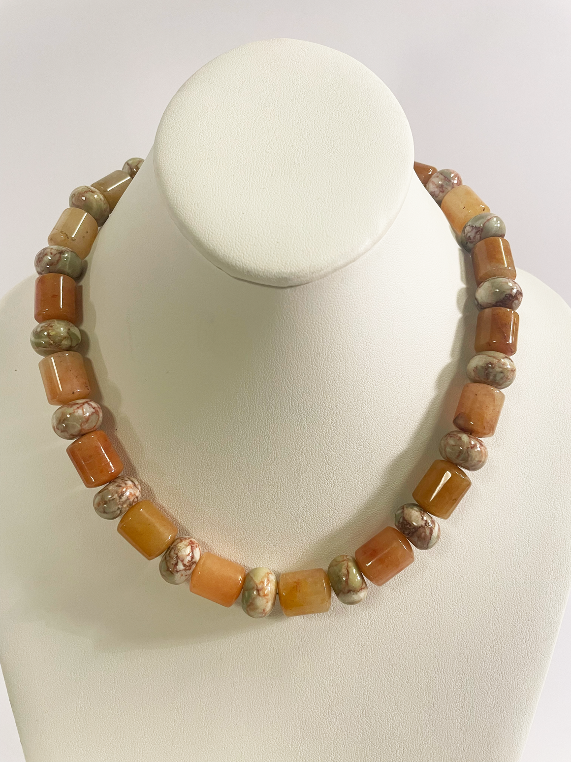 HONEY EARTH NECKLACE