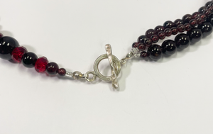CRIMSON CHIC NECKLACE
